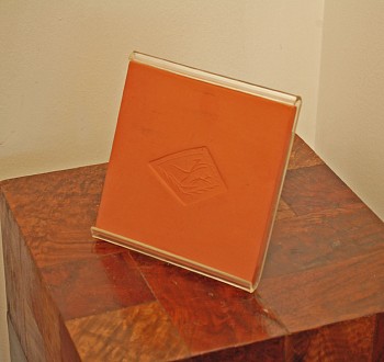 picasso.tilewithhorsemotif.good