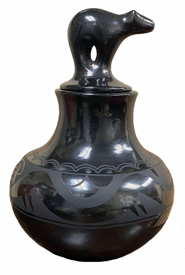 Jar or Pot with Bear Lid